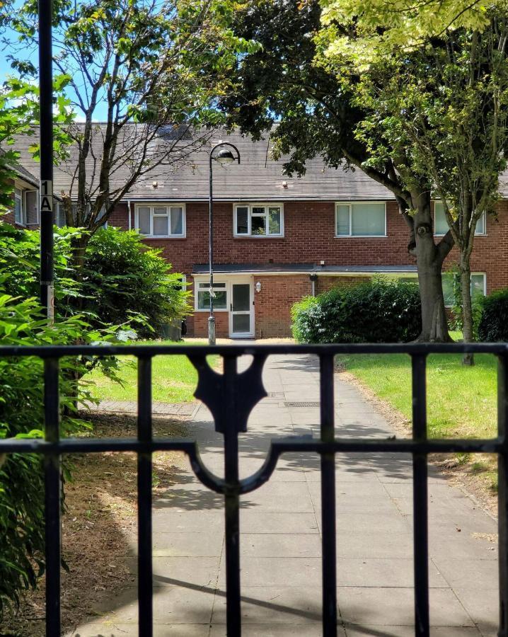 Nr Birmingham City Centre, 5 Bed, Luxe Inn 外观 照片