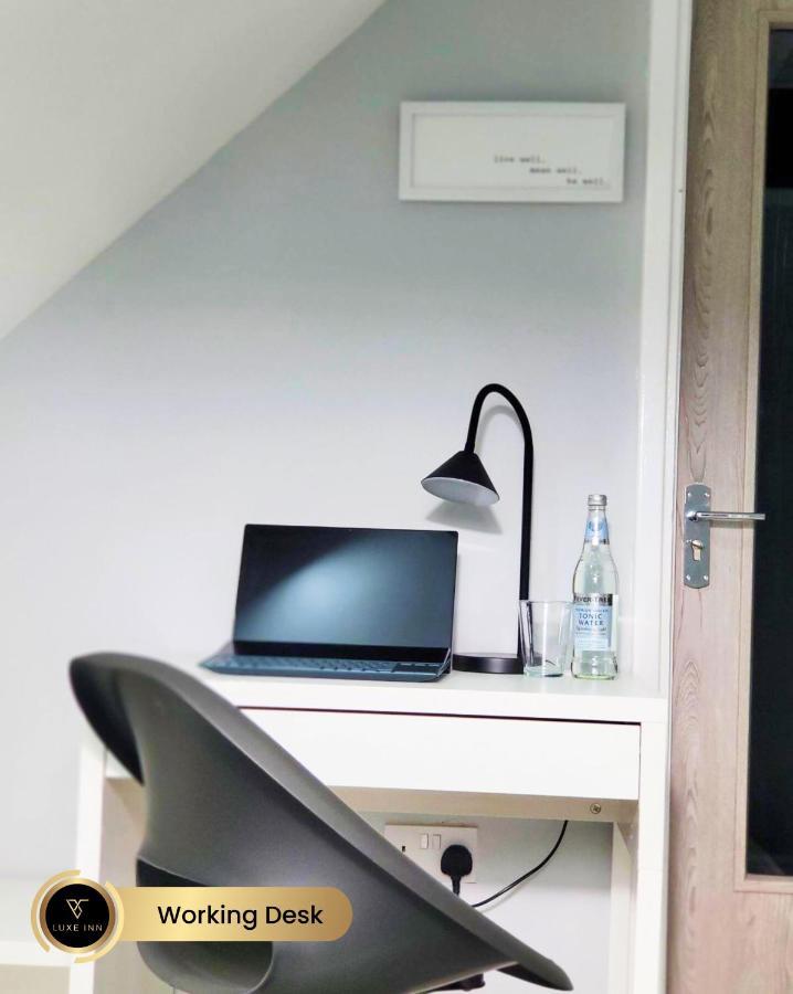 Nr Birmingham City Centre, 5 Bed, Luxe Inn 外观 照片
