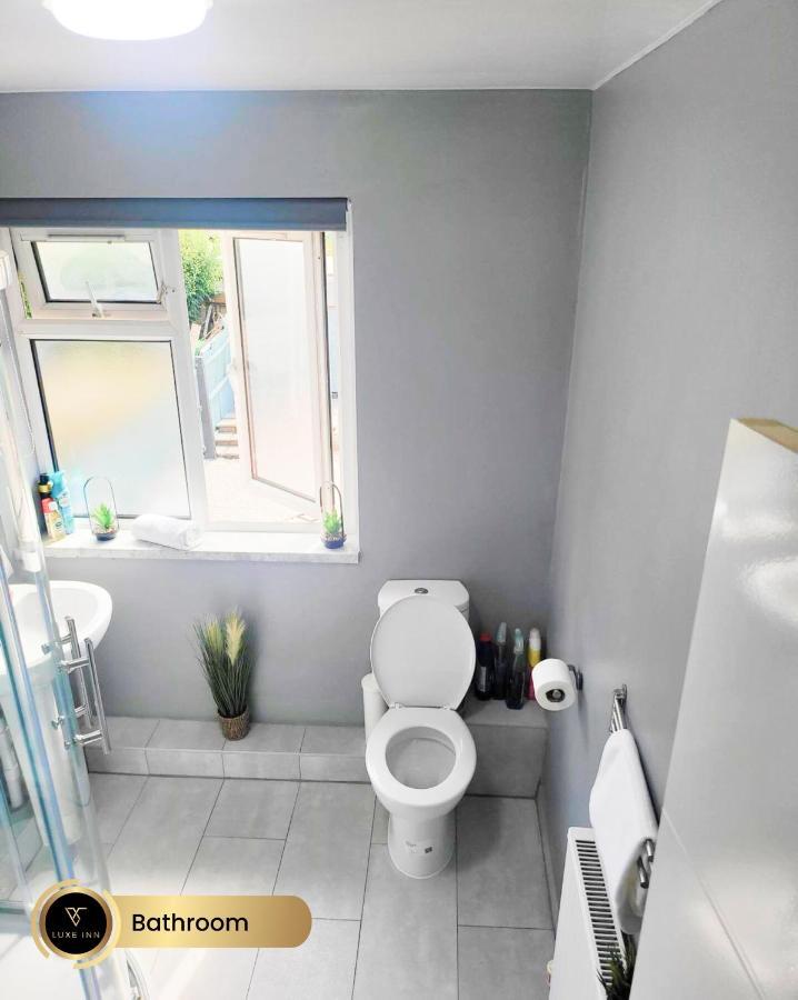 Nr Birmingham City Centre, 5 Bed, Luxe Inn 外观 照片